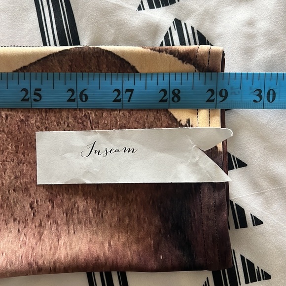 🆕 listing! Giraffe print separates (PANTS ONLY) - Picture 6 of 6